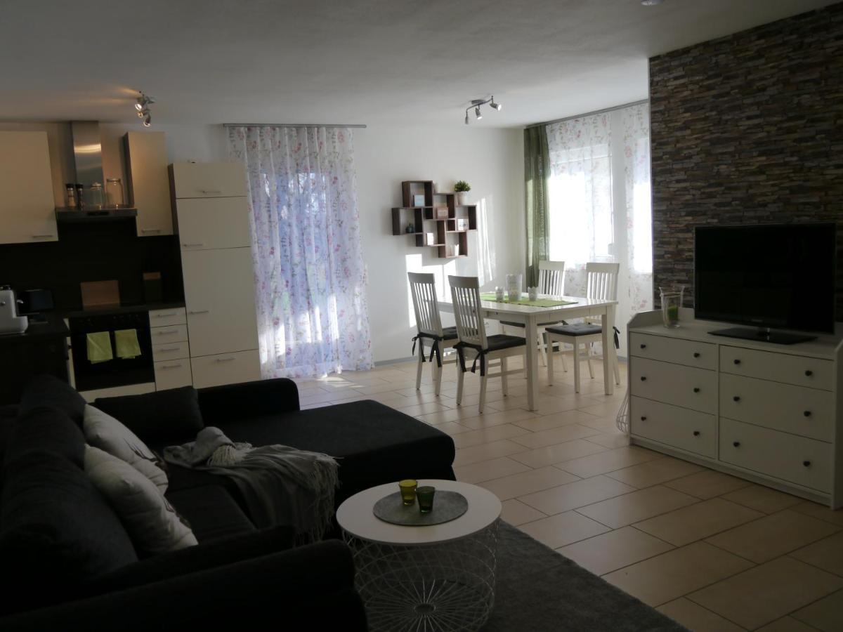Ferienwohnung Kirchberg Uettingen Bagian luar foto